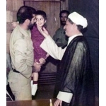 حسن اقارب‌پرست در کنار مرحوم هاشمی رفسنجانی