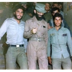 احمد کاظمی در کنار حضرت آیت‌الله خامنه‌ای
