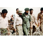 سیدمجتبی هاشمی در کنار شهید چمران