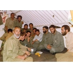 احمد متوسلیان در کنار شهید همت